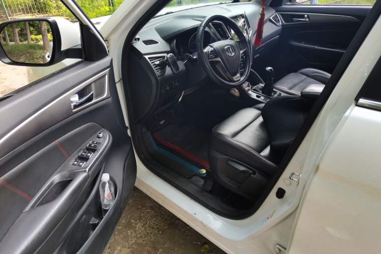 Used CHANGAN CS75 2016 2.0L Manual Luxury Version China V Standard Driver Seat