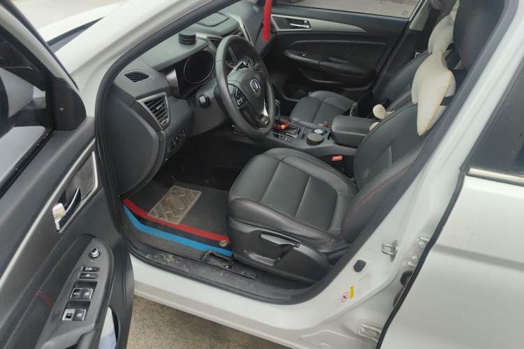 Used CHANGAN CS75 2016 1.8T Automatic Elite Model China V Standard Driver Seat