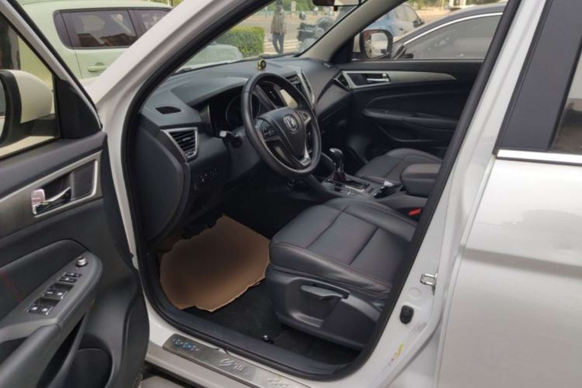 Used CHANGAN CS75 2016 1.8T Automatic Elite Model China V Standard Driver Seat
