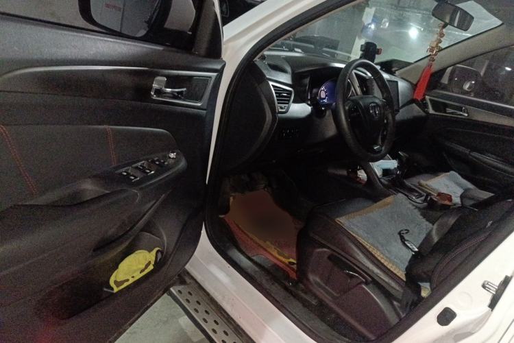 Used CHANGAN CS75 2016 1.8T Automatic Elite Model China IV Standard Driver Seat