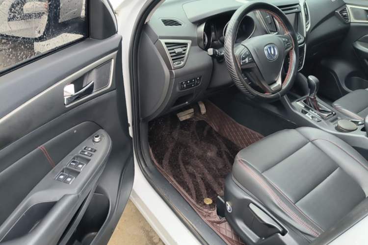 Used CHANGAN CS75 2016 1.8T Automatic Elite Model China V Standard Driver Seat