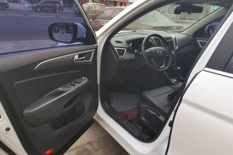 Used CHANGAN CS75 2016 1.8T Automatic Elite Model China V Standard Driver Seat