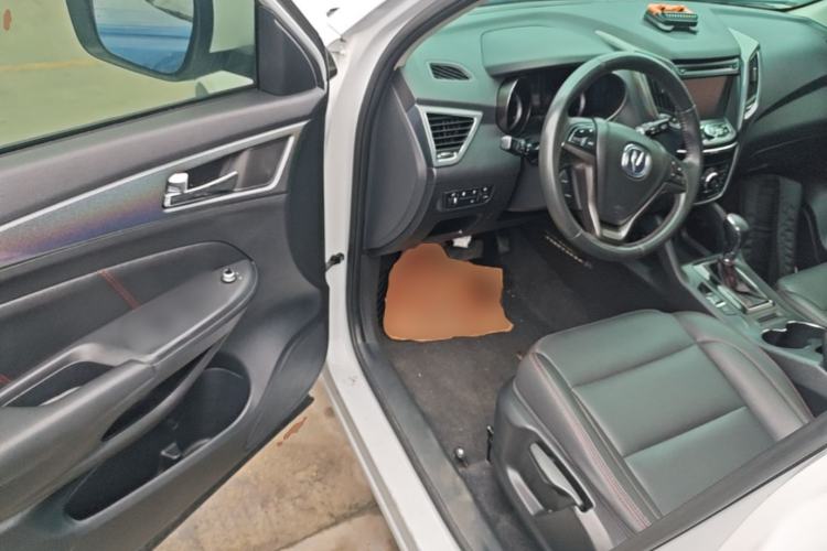 Used CHANGAN CS75 2016 1.8T Automatic Elite Model China V Standard Driver Seat