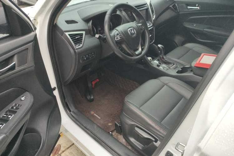 Used CHANGAN CS75 2016 1.8T Automatic Elite Model China V Standard Driver Seat