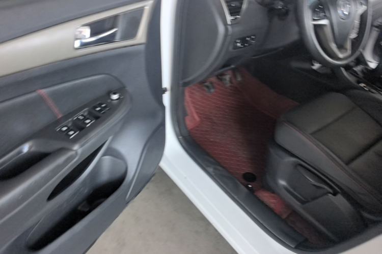 Used CHANGAN CS75 2016 1.5T Manual FENGSHANG Model Driver Seat