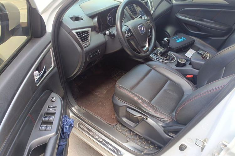 Used CHANGAN CS75 2016 2.0L Manual Luxury Version China V Standard Driver Seat