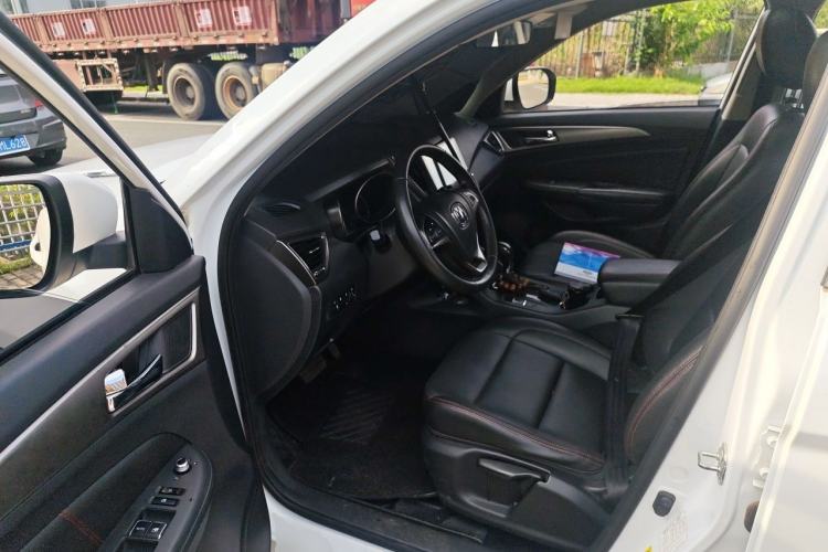 Used CHANGAN CS75 2016 1.8T Automatic Elite Model China V Standard Driver Seat