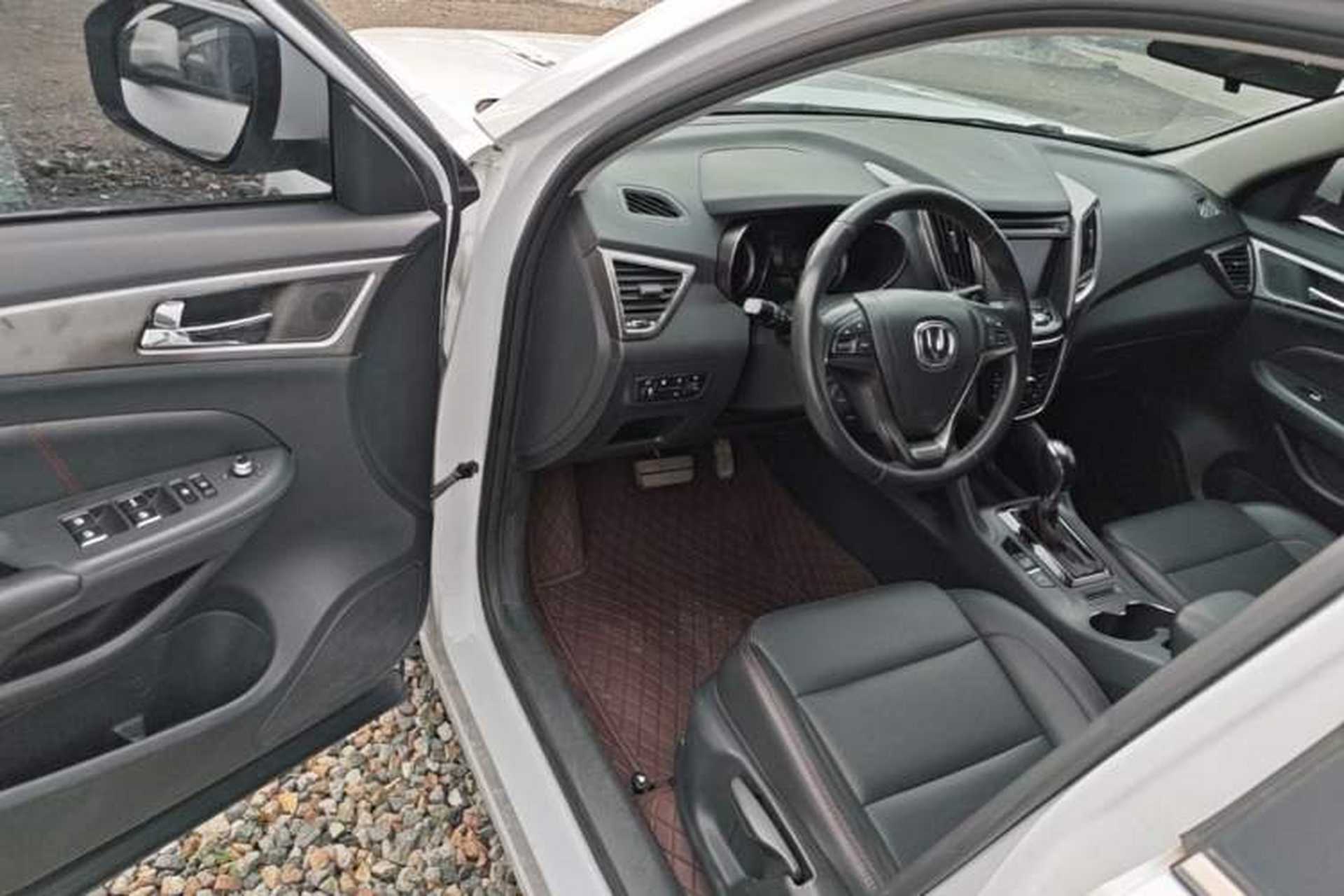 Used CHANGAN CS75 2016 1.8T Automatic Elite Model China IV Standard Driver Seat