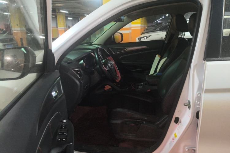 Used CHANGAN CS75 2016 1.8T Automatic Elite Model China V Standard Driver Seat