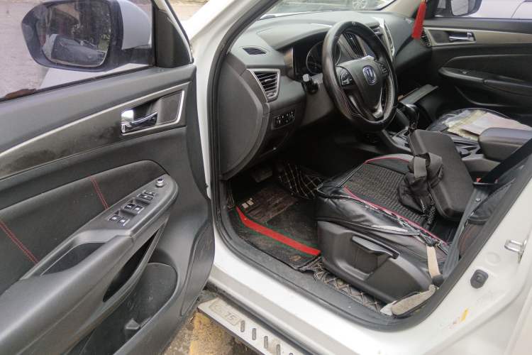 Used CHANGAN CS75 2016 1.8T Automatic Elite Model China V Standard Driver Seat