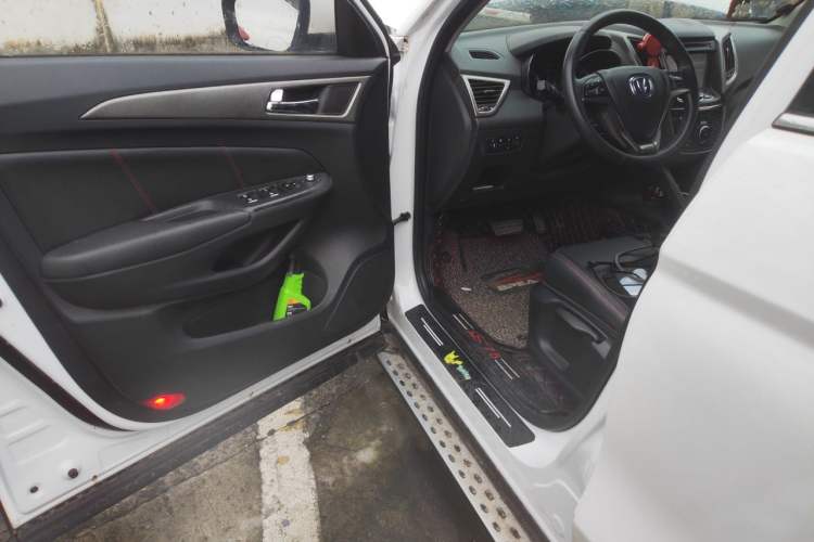 Used CHANGAN CS75 2016 1.8T Automatic Elite Model China V Standard Driver Seat