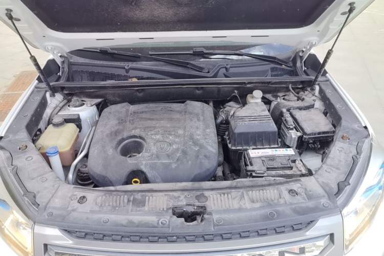 Used CHANGAN CS75 2016 2.0L Manual Luxury Version China V Standard Engine Bay