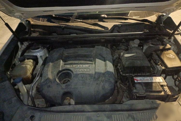 Used CHANGAN CS75 2016 2.0L Manual Luxury Version China V Standard Engine Bay