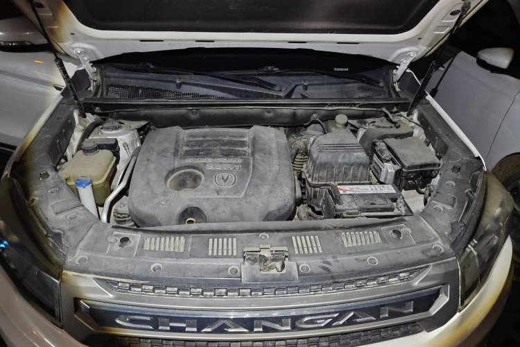 Used CHANGAN CS75 2016 2.0L Manual Luxury Version China V Standard Engine Bay