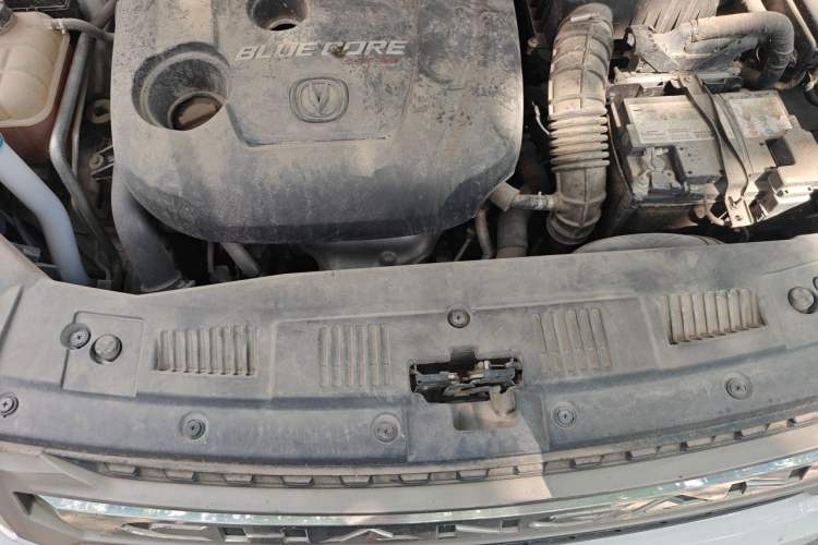 Used CHANGAN CS75 2016 1.5T Manual FENGSHANG Model Engine Bay
