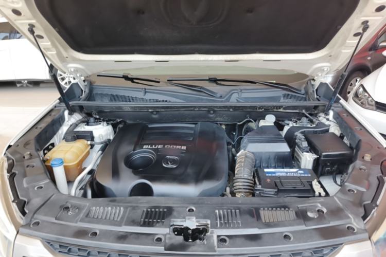 Used CHANGAN CS75 2016 1.8T Automatic Elite Model China V Standard Engine Bay