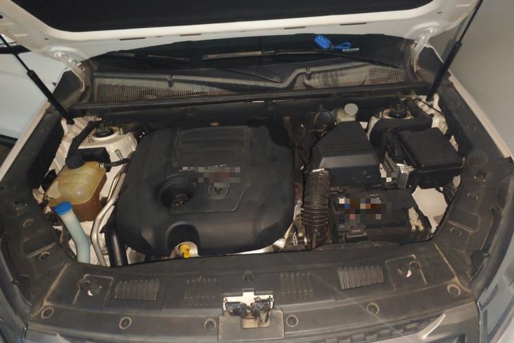 Used CHANGAN CS75 2016 1.8T Automatic Elite Model China V Standard Engine Bay