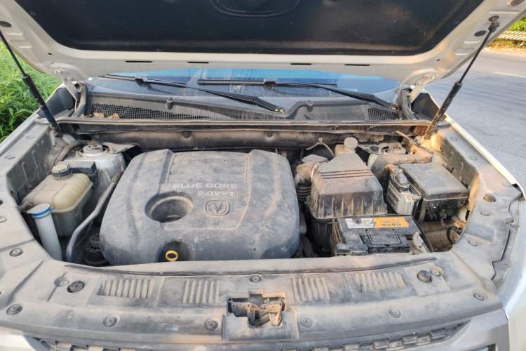 Used CHANGAN CS75 2016 2.0L Manual Luxury Version China V Standard Engine Bay