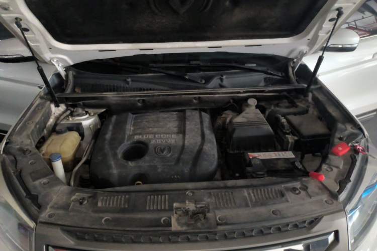 Used CHANGAN CS75 2016 2.0L Manual Luxury Version China IV Standard Engine Bay