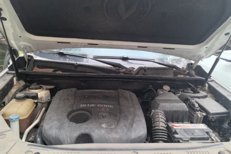 Used CHANGAN CS75 2016 1.8T Automatic Elite Model China V Standard Engine Bay