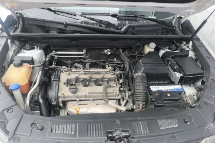 Used CHANGAN CS75 2016 1.8T Automatic Elite Model China IV Standard Engine Bay