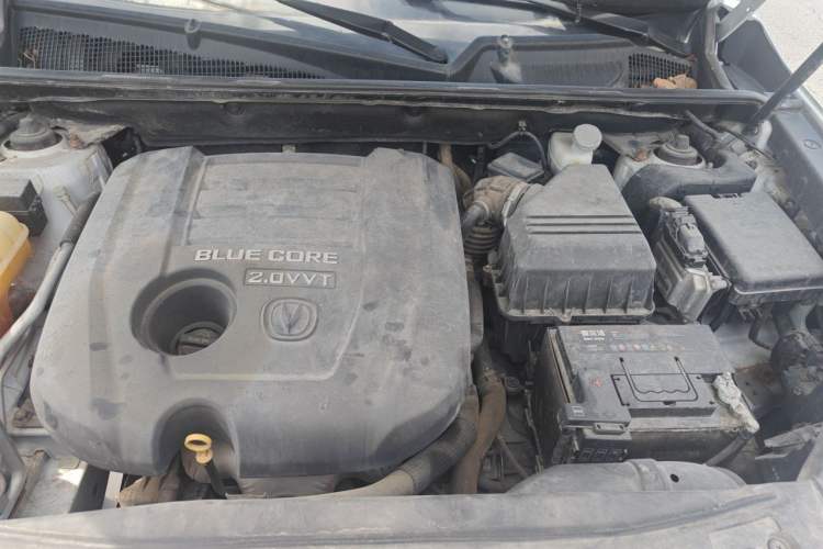 Used CHANGAN CS75 2016 2.0L Manual Luxury Version China V Standard Engine Bay