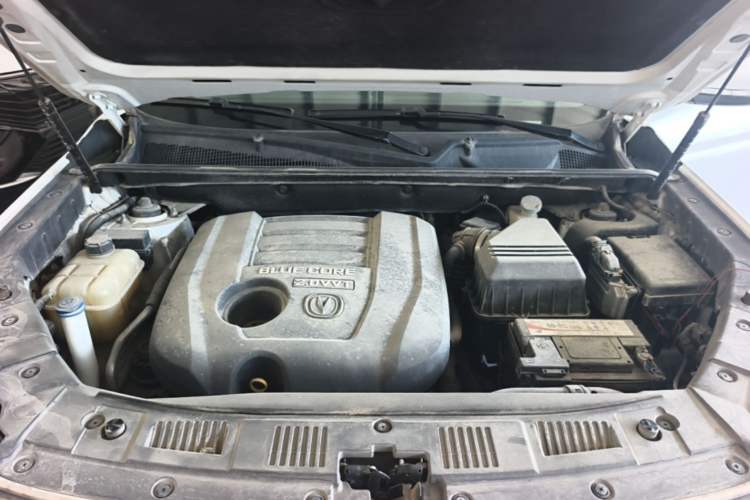 Used CHANGAN CS75 2016 2.0L Manual Luxury Version China V Standard Engine Bay