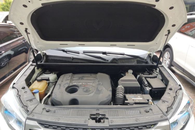 Used CHANGAN CS75 2016 1.8T Automatic Elite Model China V Standard Engine Bay