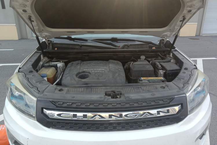 Used CHANGAN CS75 2016 2.0L Manual Luxury Version China V Standard Engine Bay