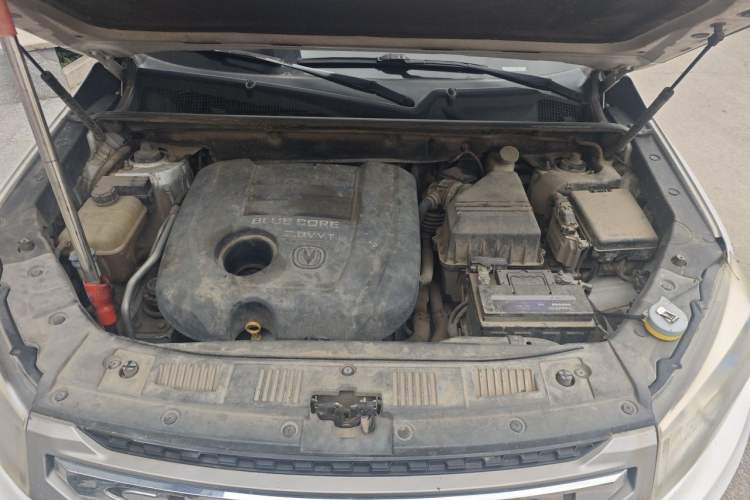 Used CHANGAN CS75 2016 2.0L Manual Luxury Version China V Standard Engine Bay