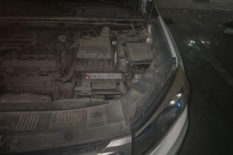Used CHANGAN CS75 2016 2.0L Manual Luxury Version China V Standard Engine Bay Left