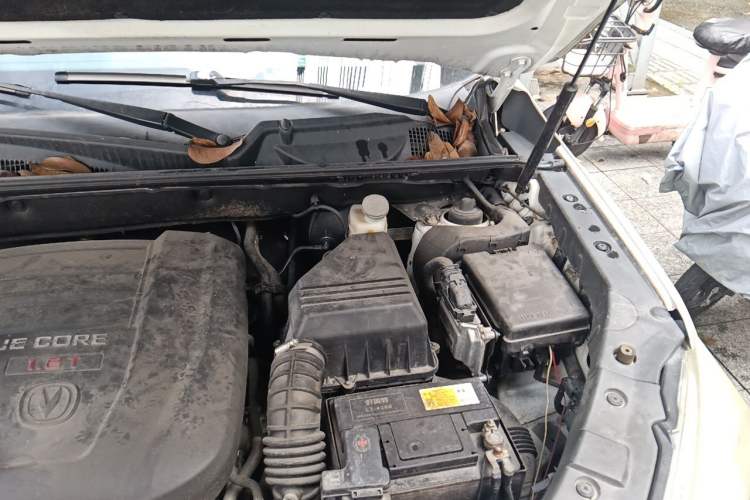 Used CHANGAN CS75 2016 1.8T Automatic Elite Model China IV Standard Engine Bay Left