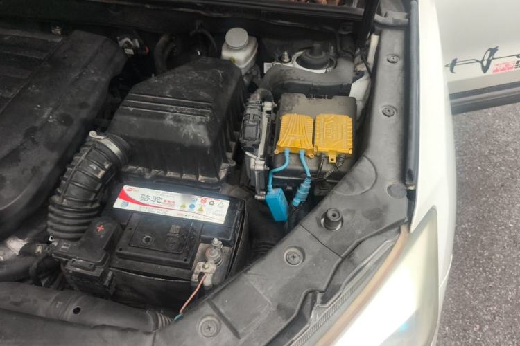 Used CHANGAN CS75 2016 1.8T Automatic Elite Model China V Standard Engine Bay Left