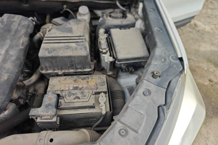 Used CHANGAN CS75 2016 2.0L Manual Luxury Version China V Standard Engine Bay Left