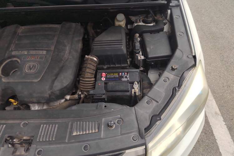 Used CHANGAN CS75 2016 1.8T Automatic Elite Model China V Standard Engine Bay Left
