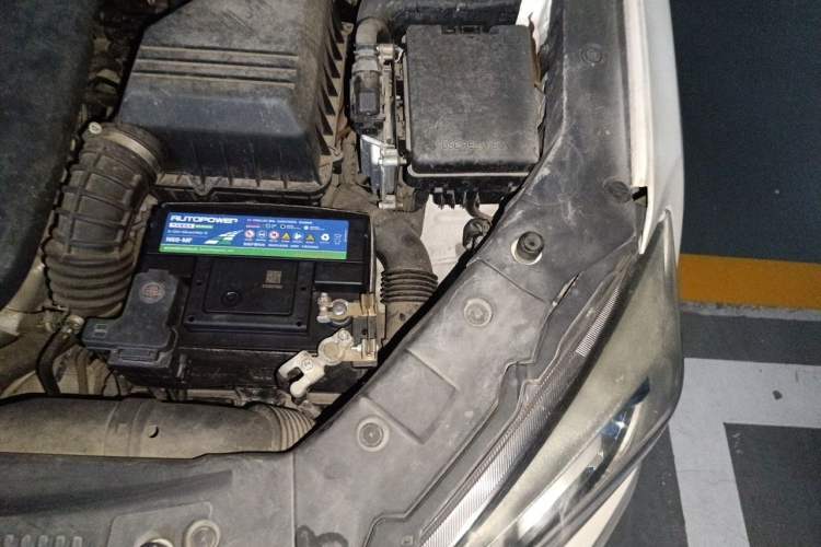 Used CHANGAN CS75 2016 1.8T Automatic Elite Model China V Standard Engine Bay Left
