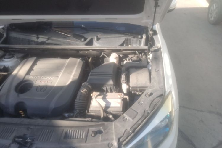 Used CHANGAN CS75 2016 1.8T Automatic Elite Model China V Standard Engine Bay Left