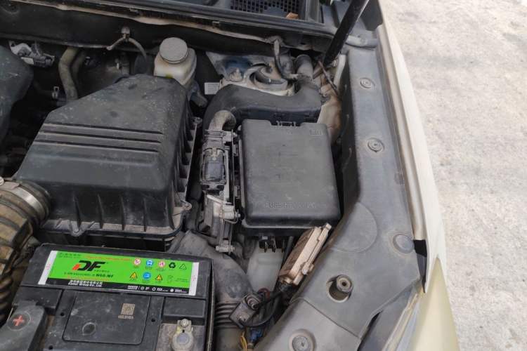 Used CHANGAN CS75 2016 1.8T Automatic Elite Model China V Standard Engine Bay Left