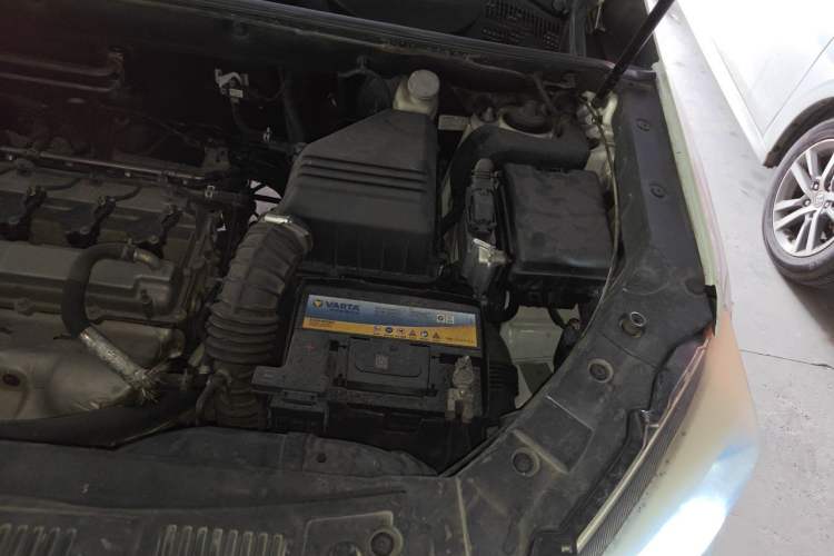 Used CHANGAN CS75 2016 1.8T Automatic Elite Model China V Standard Engine Bay Left