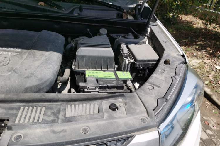 Used CHANGAN CS75 2016 2.0L Manual Luxury Version China V Standard Engine Bay Left