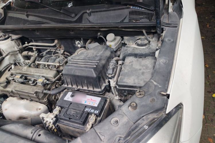 Used CHANGAN CS75 2016 2.0L Manual Luxury Version China IV Standard Engine Bay Left