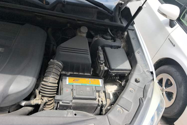 Used CHANGAN CS75 2016 1.8T Automatic Elite Model China IV Standard Engine Bay Left