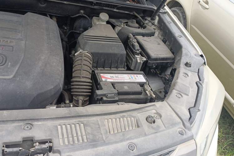 Used CHANGAN CS75 2016 1.8T Automatic Elite Model China IV Standard Engine Bay Left