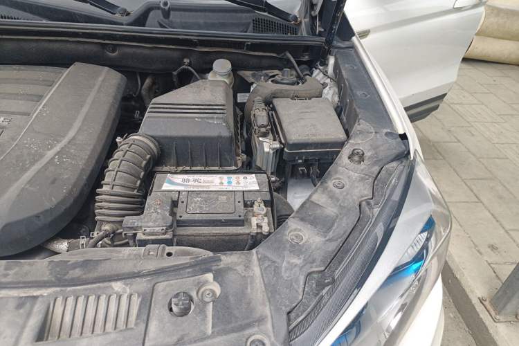 Used CHANGAN CS75 2016 1.8T Automatic Elite Model China V Standard Engine Bay Left