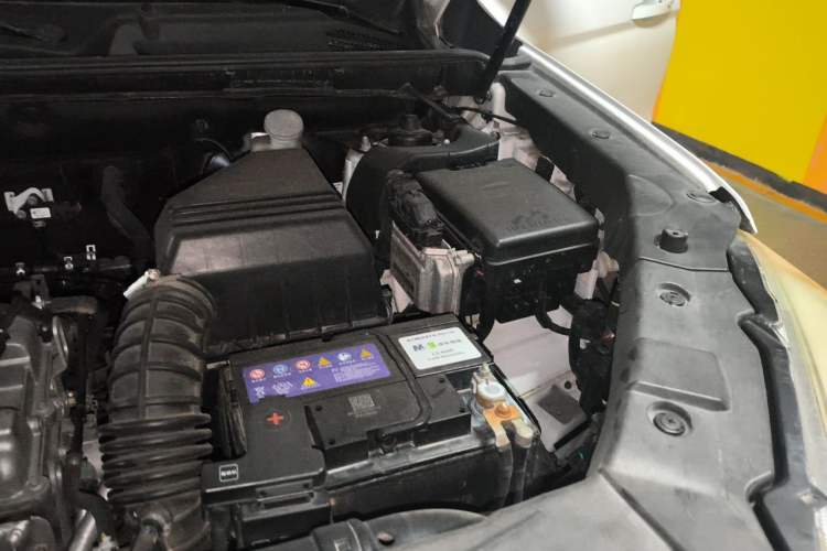 Used CHANGAN CS75 2016 1.8T Automatic Elite Model China V Standard Engine Bay Left
