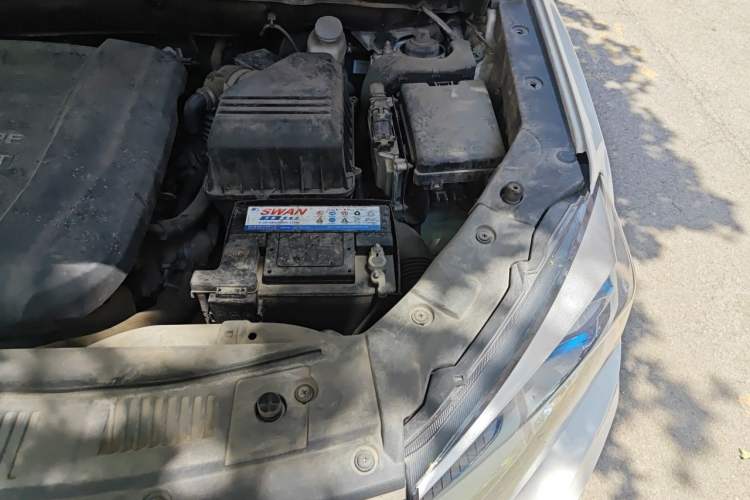 Used CHANGAN CS75 2016 2.0L Manual Luxury Version China IV Standard Engine Bay Left