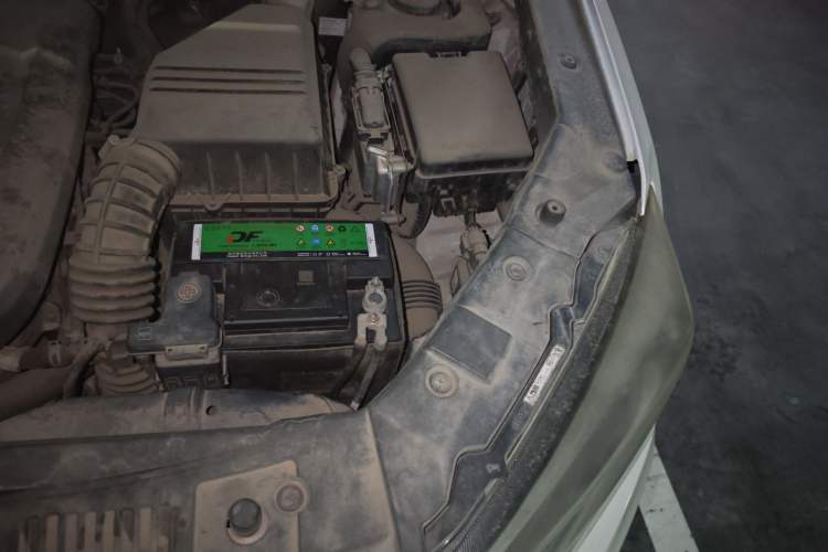 Used CHANGAN CS75 2016 1.8T Automatic Prestige Model China V Standard Engine Bay Left