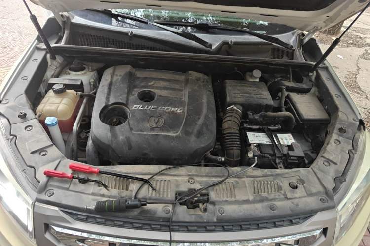 Used CHANGAN CS75 2016 1.5T Manual FENGSHANG Model Engine Bay
