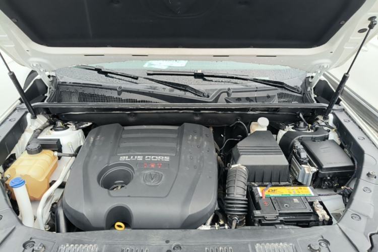Used CHANGAN CS75 2016 1.8T Automatic Elite Model China V Standard Engine Bay