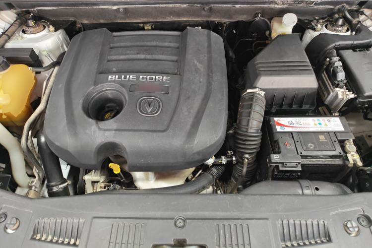 Used CHANGAN CS75 2016 1.8T Automatic Elite Model China V Standard Engine Bay